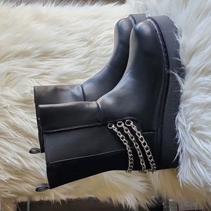 Wild Pair - Rocksann Women's Chained Zipper